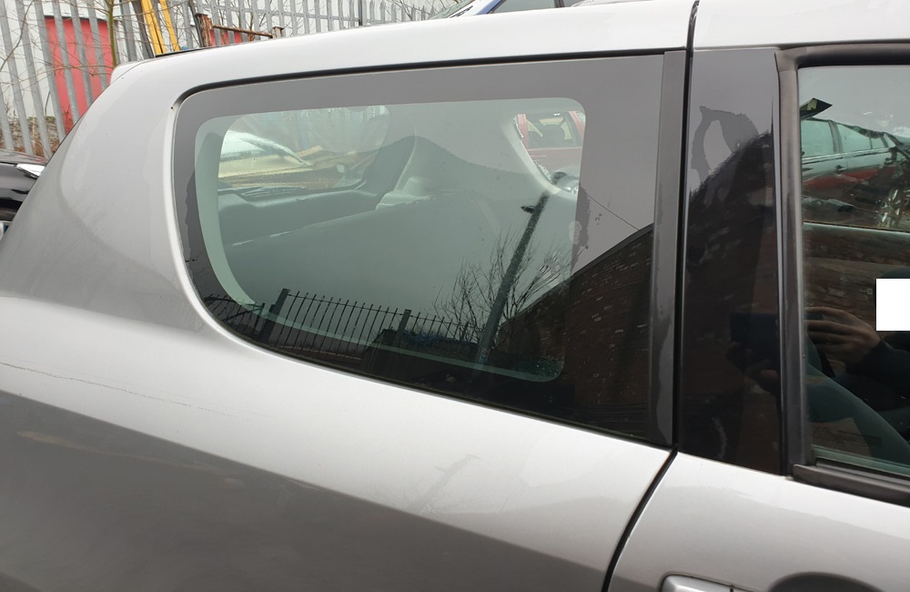 Suzuki Swift GLX VVTS Quarter window glass driver side rear